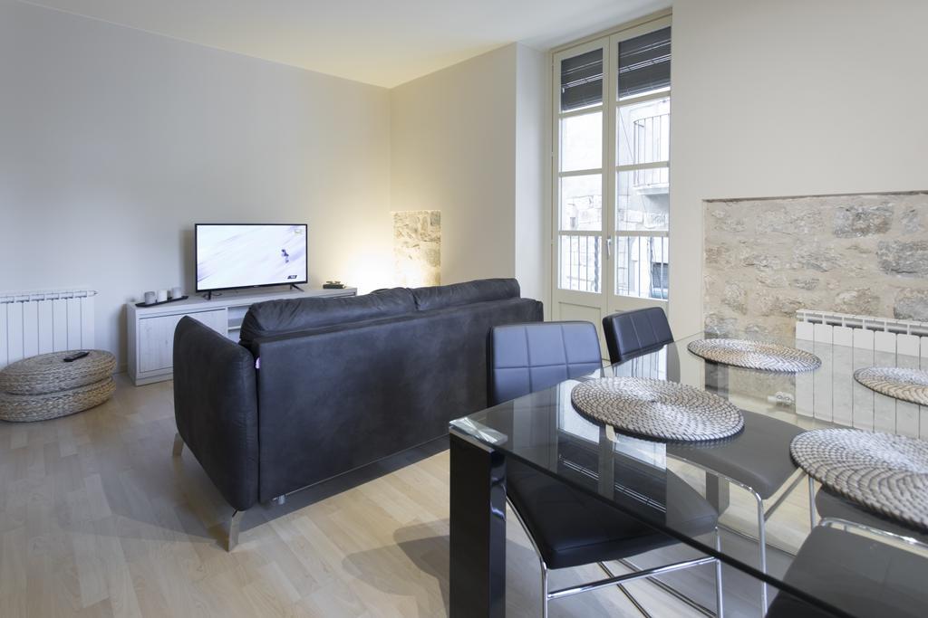 Ferienwohnung Bravissimo Cort Reial-2B Gerona Exterior foto