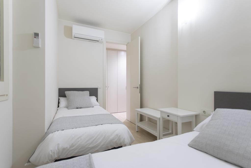 Ferienwohnung Bravissimo Cort Reial-2B Gerona Exterior foto