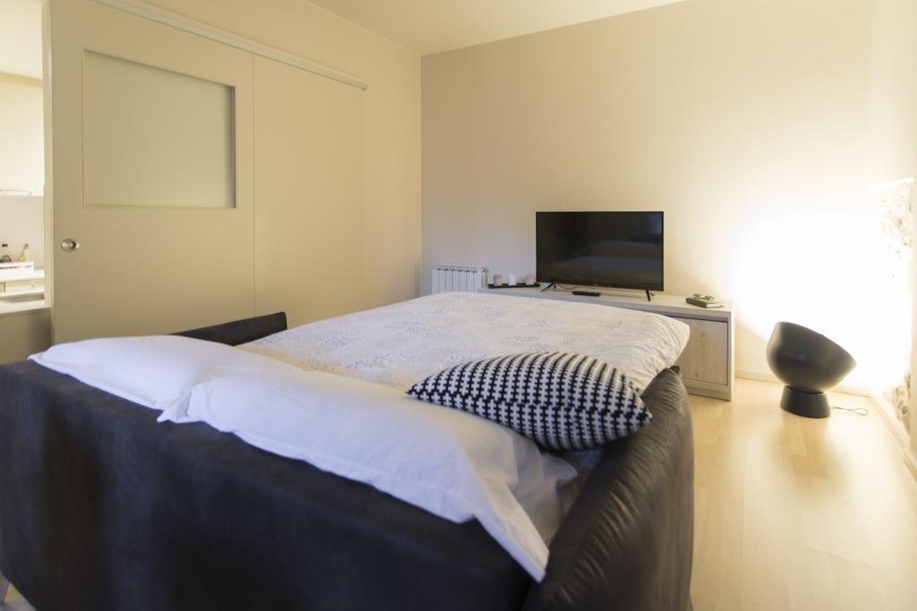 Ferienwohnung Bravissimo Cort Reial-2B Gerona Exterior foto